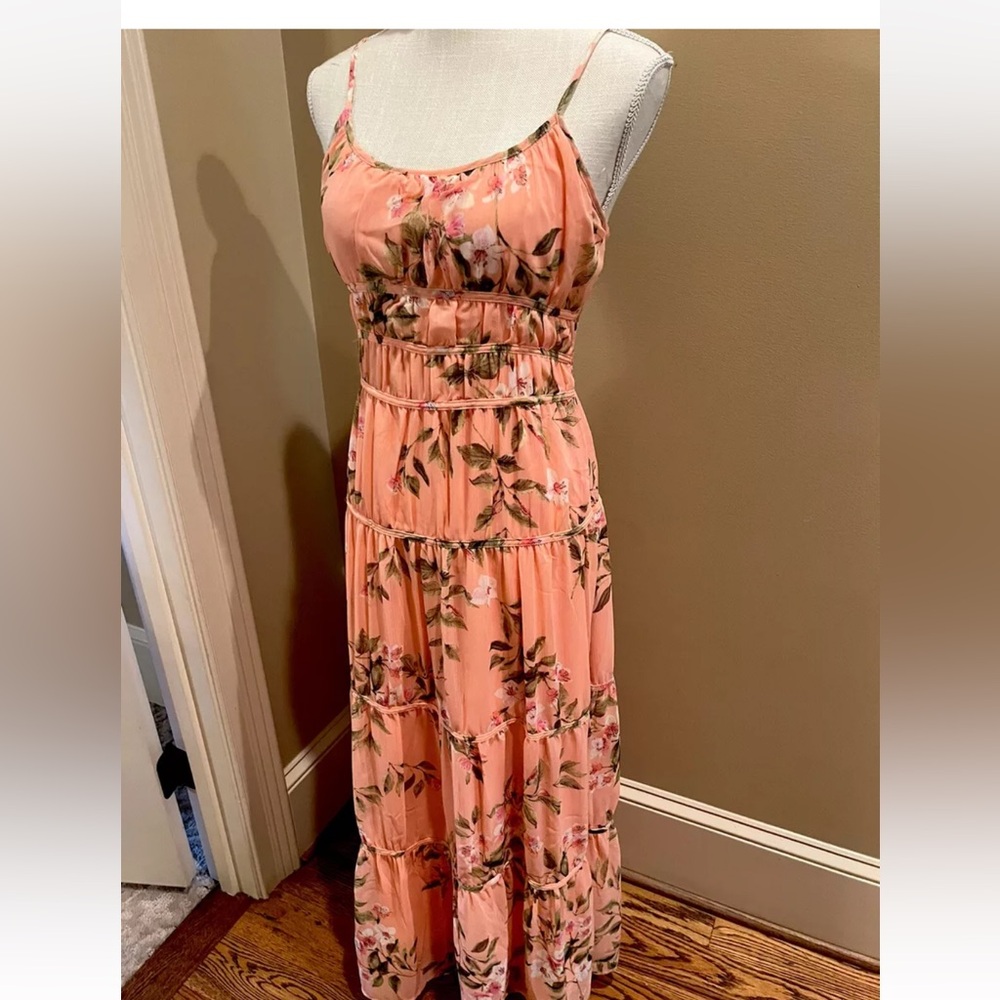 Lost + wander beautiful maxi dress floral print new size XS